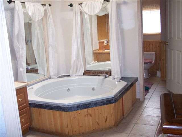 3185 Sparks Road Jackson, MI 49203 - Photo 2 of 6 Photo 2