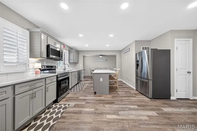 $299,900 | 2602 West Adams Street, St. Charles, MO 63301