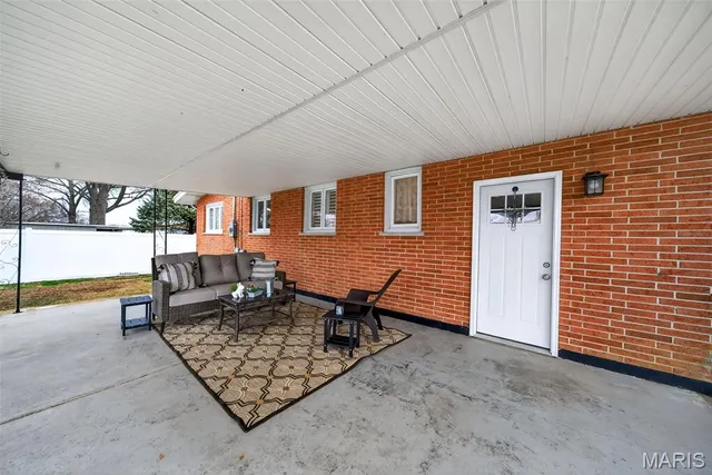 $299,900 | 2602 West Adams Street, St. Charles, MO 63301