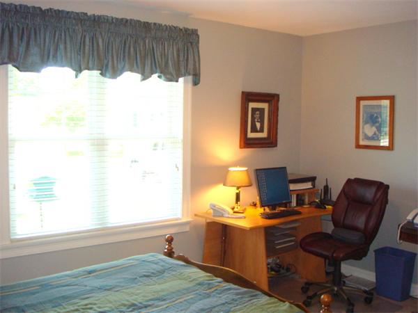 22 Pomeroy Meadow Road, Unit 3 Southampton, MA 01073 - Photo 12 of 21 Gallery Image 12