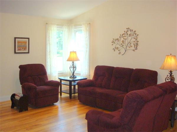 22 Pomeroy Meadow Road, Unit 3 Southampton, MA 01073 - Photo 5 of 21 Gallery Image 5