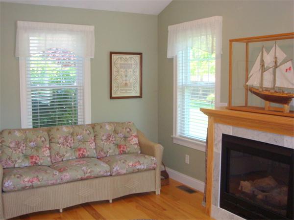 22 Pomeroy Meadow Road, Unit 3 Southampton, MA 01073 - Photo 9 of 21 Gallery Image 9