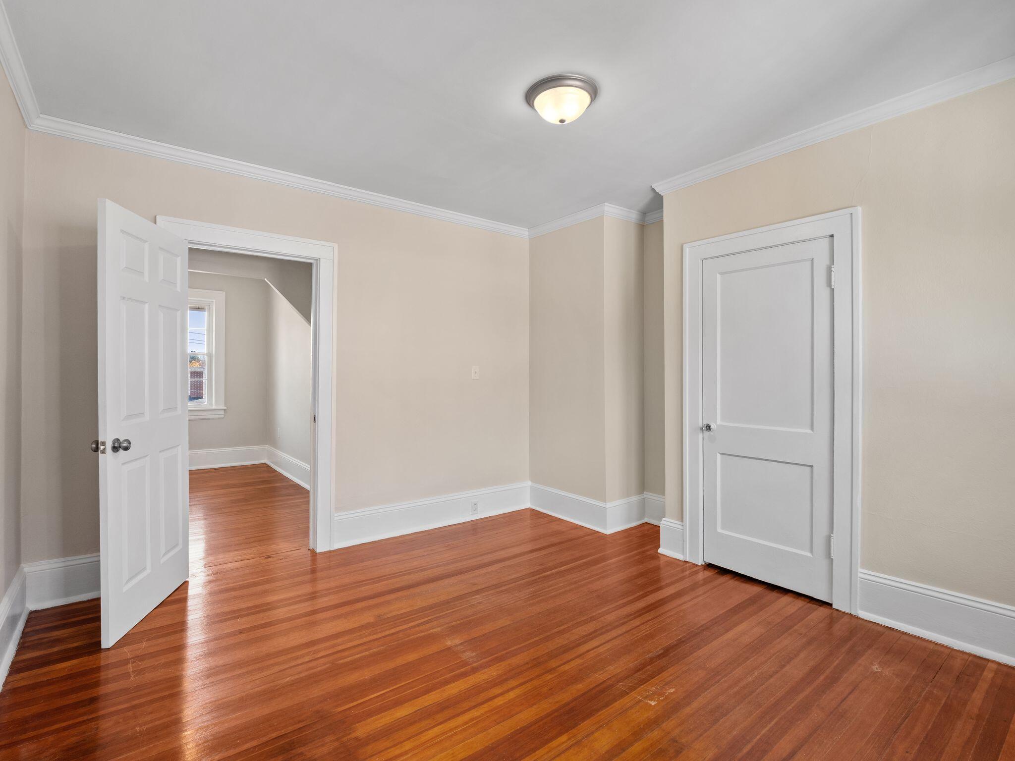 1005 Howbert Avenue Southwest Roanoke, VA 24015 - Photo 23 of 35 24-1005 Howbert Ave SW-MFW Media