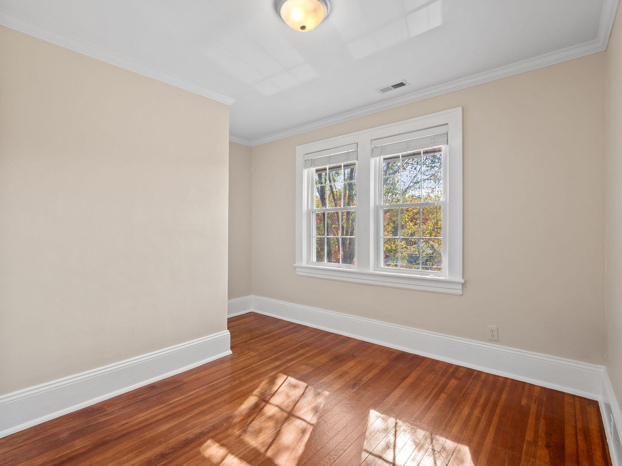 1005 Howbert Avenue Southwest Roanoke, VA 24015 - Photo 33 of 35 35-1005 Howbert Ave SW-MFW Media