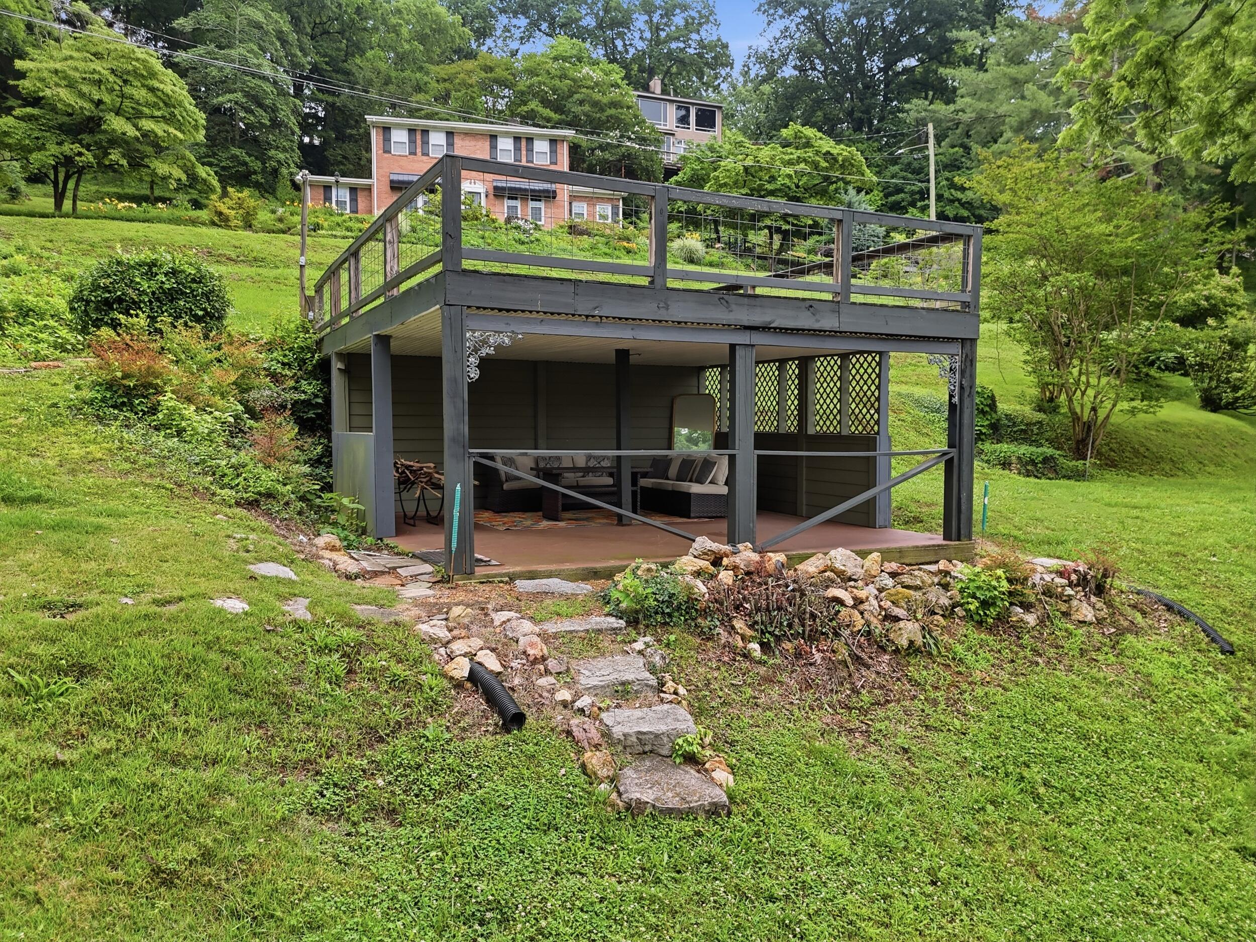2100 Ridgewood Terrace Chattanooga, TN 37404 - Photo 43 of 51 DJI_20260601223052_0736_D-web