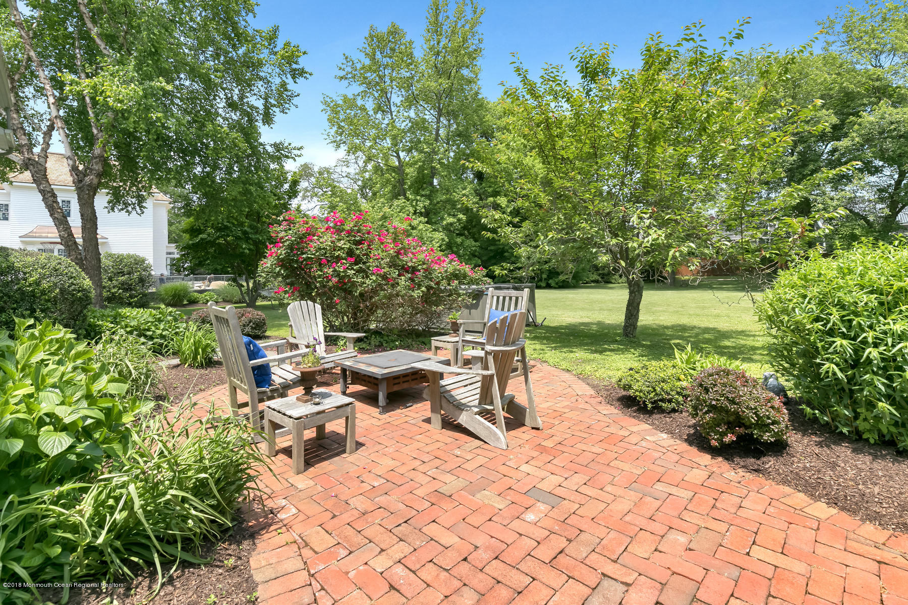 17 Riverside Drive Rumson, NJ 07760 - Photo 29 of 39 Patio