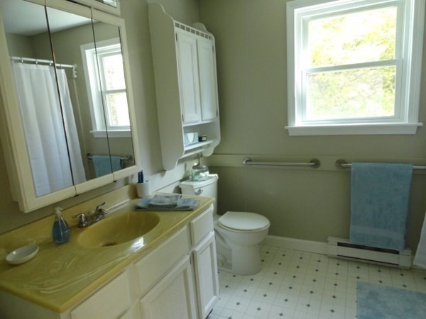 4 Hardy Road Ashburnham, MA 01430 - Photo 15 of 19