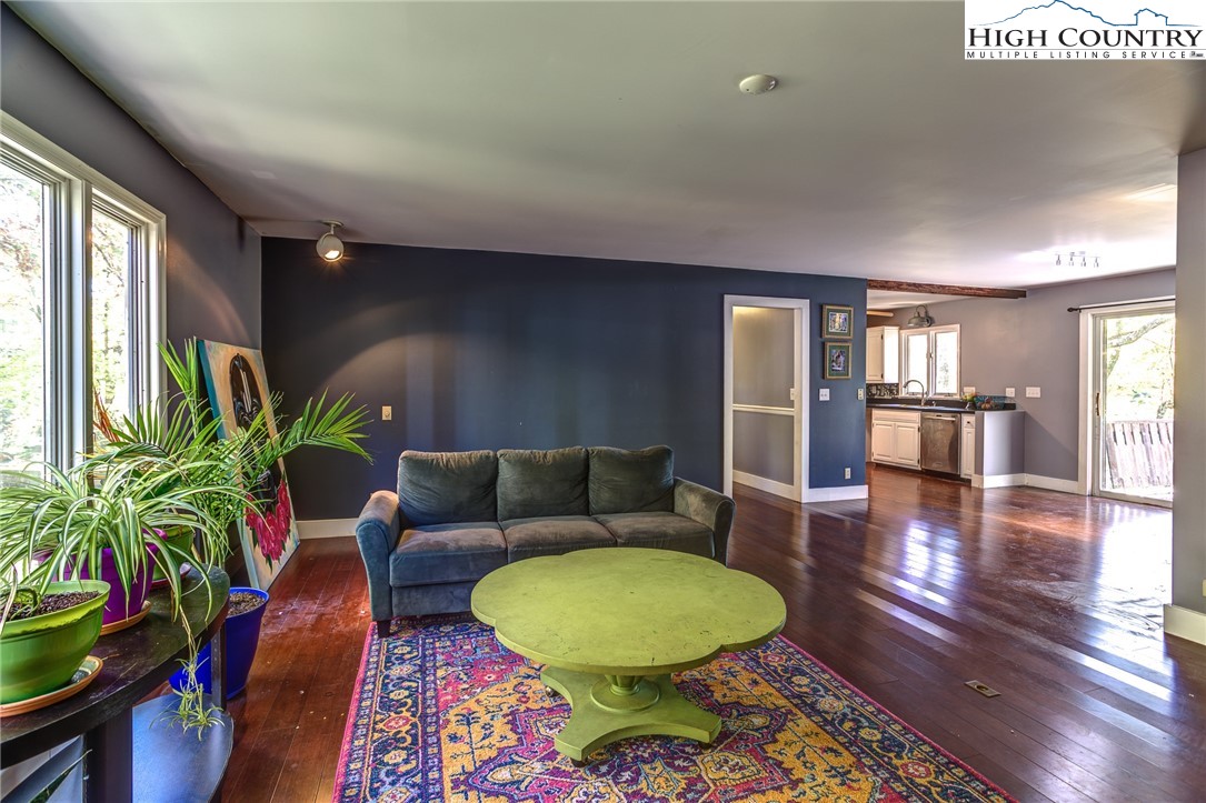 984 7 Oaks Road Boone, NC 28607 - Photo 13 of 36 Gallery Image 13