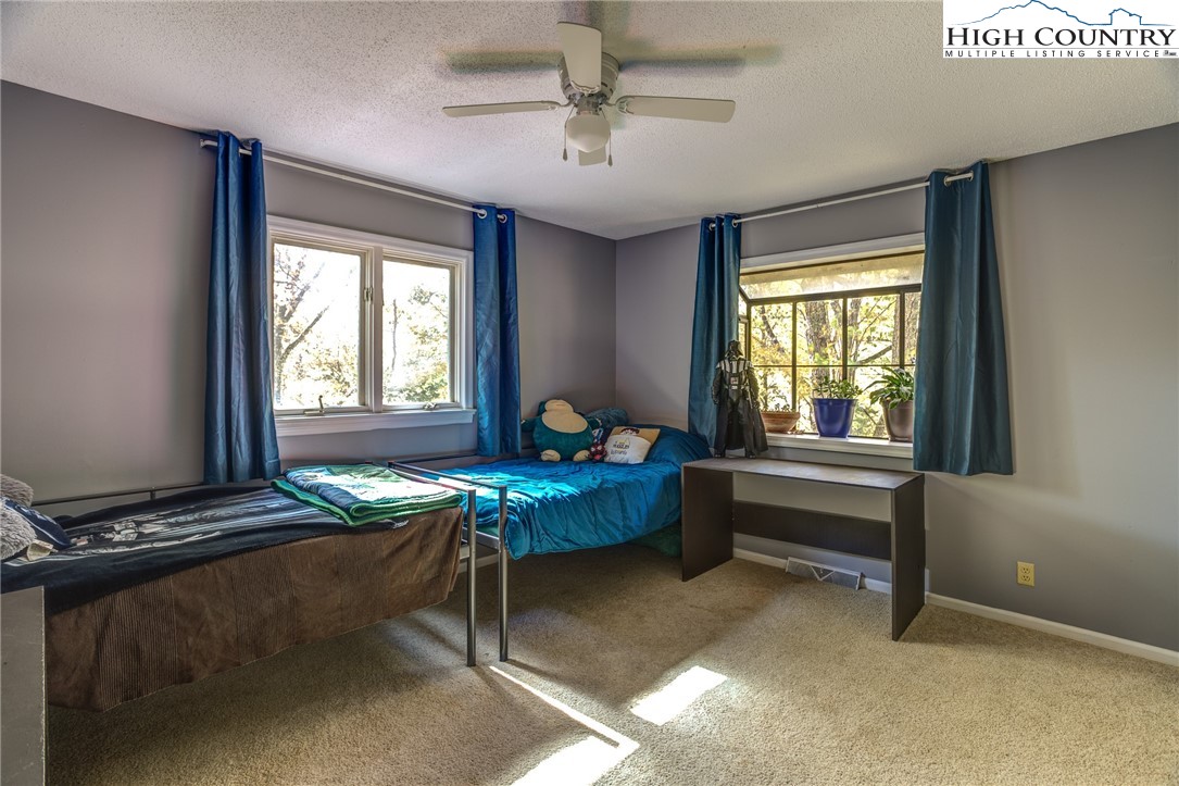 984 7 Oaks Road Boone, NC 28607 - Photo 22 of 36 Gallery Image 22