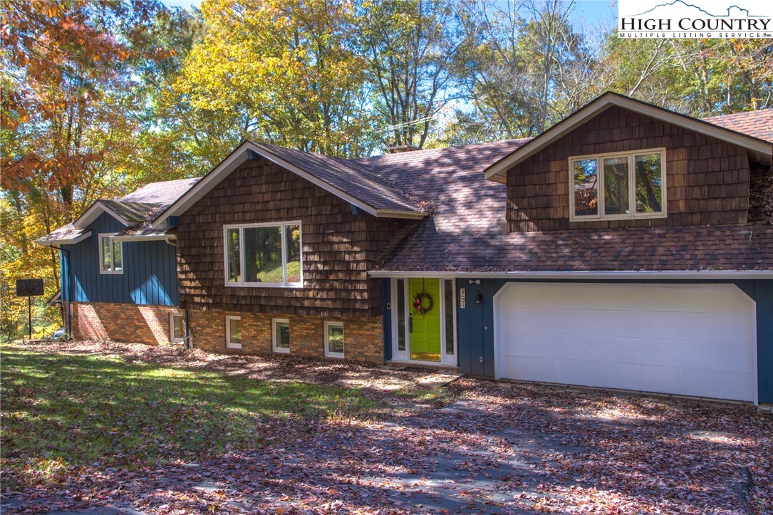 984 7 Oaks Road Boone, NC 28607 - Photo 29 of 36 Gallery Image 29
