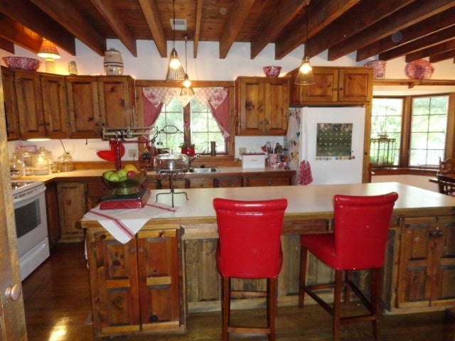 1406 Foster Woods Road Wellman, IA 52356 - Photo 5 of 25 Gallery Image 5