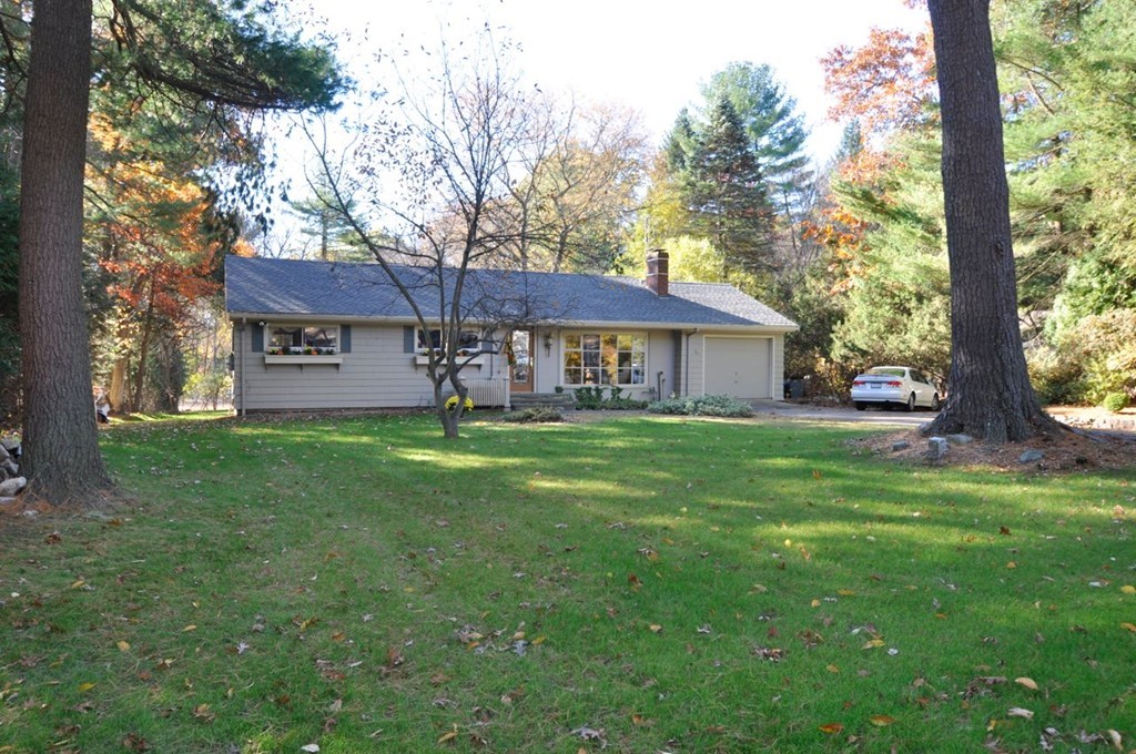 81 Bourque Road Lynnfield, MA 01940 - Photo 1 of 24 Gallery Image 1