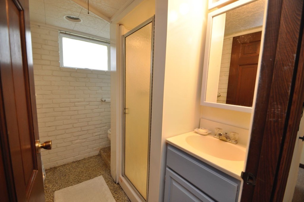 81 Bourque Road Lynnfield, MA 01940 - Photo 11 of 24 Gallery Image 11