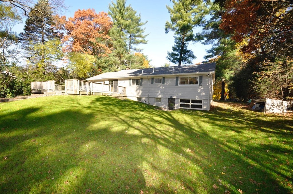 81 Bourque Road Lynnfield, MA 01940 - Photo 13 of 24 Gallery Image 13