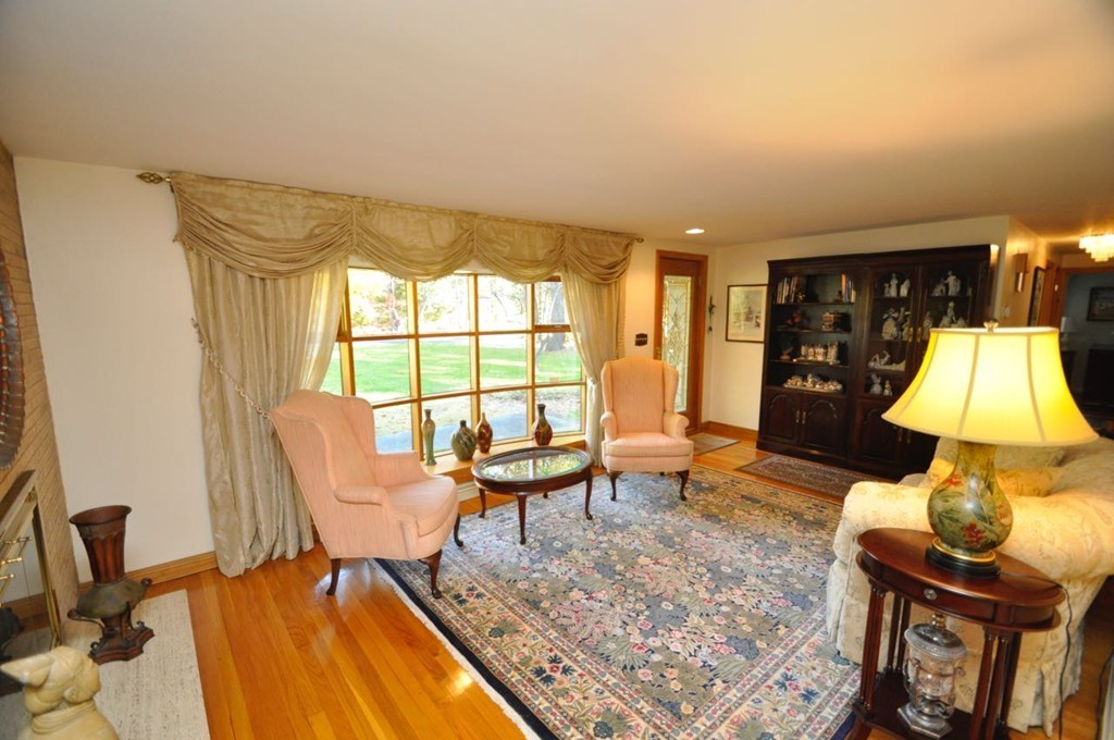 81 Bourque Road Lynnfield, MA 01940 - Photo 14 of 24 Gallery Image 14