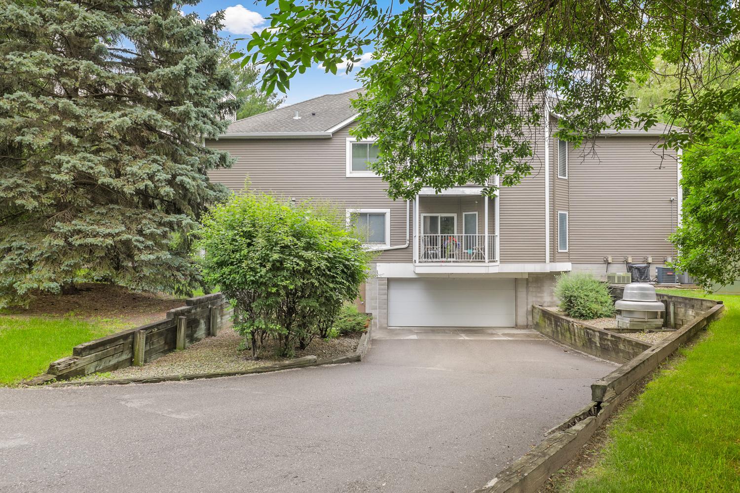 742 County Rd F West, Unit B Shoreview, MN 55126 - Photo 17 of 19