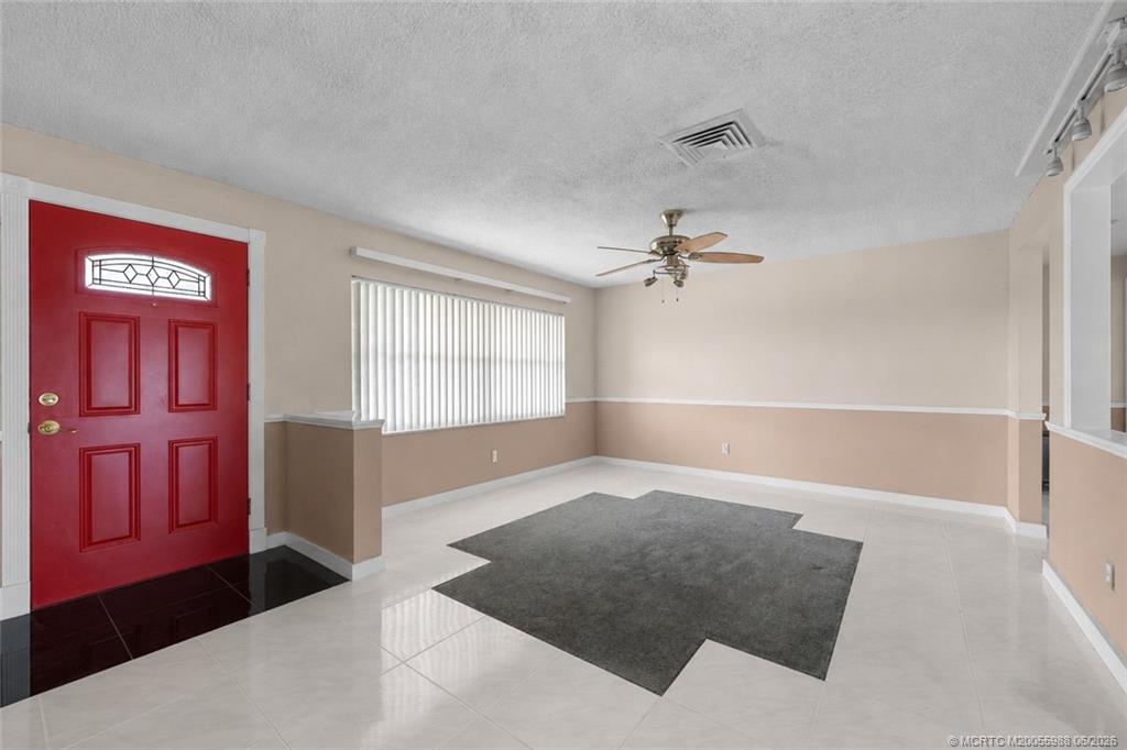 1670 Southeast Madison Street Stuart, FL 34997 - Photo 7 of 28