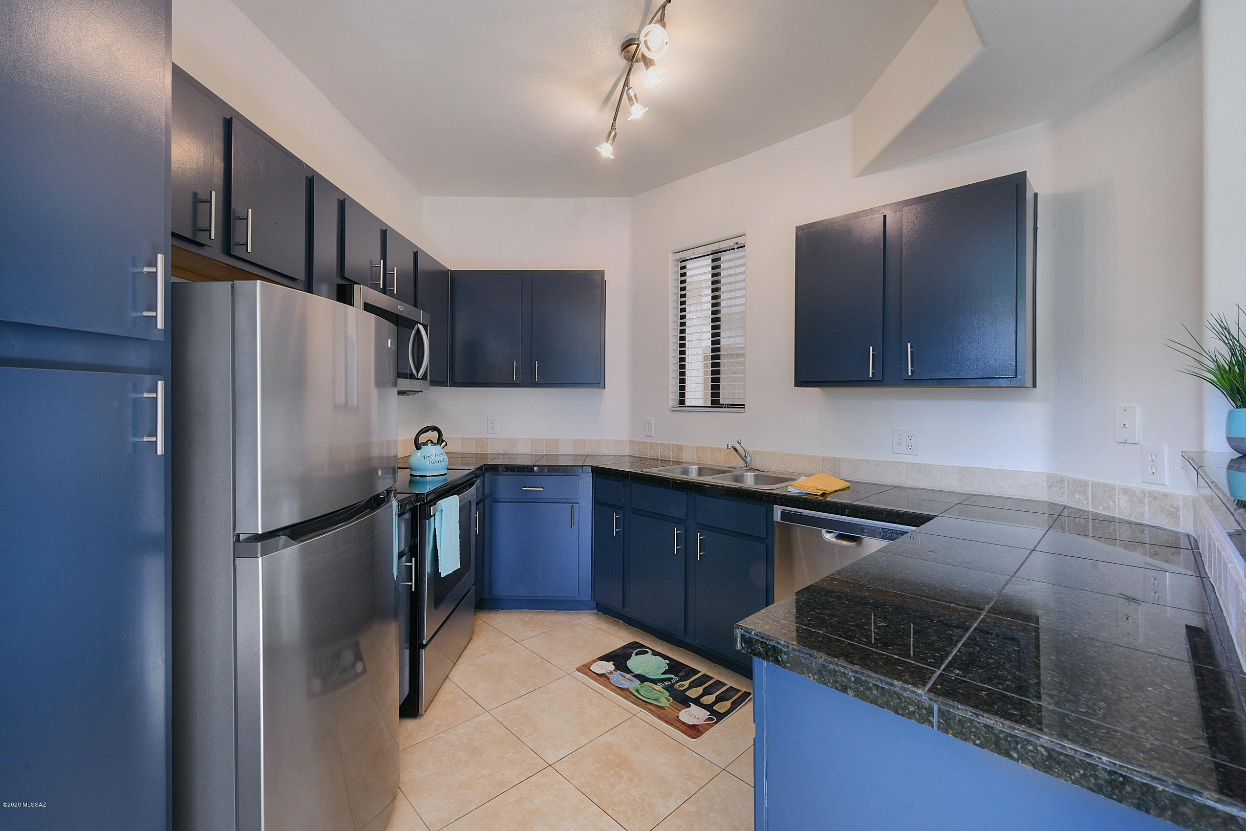 2550 East River Road, Unit 13103 Tucson, AZ 85718 - Photo 9 of 16