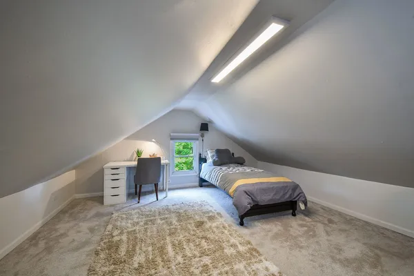 $749,999 | 702 East Illinois Street, Wheaton, IL 60187