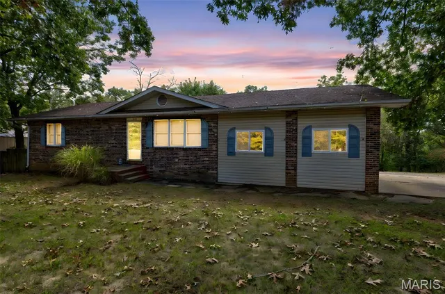 $285,000 | 1568 Rue Riviera, Bonne Terre, MO 63628