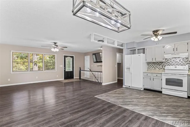 $285,000 | 1568 Rue Riviera, Bonne Terre, MO 63628