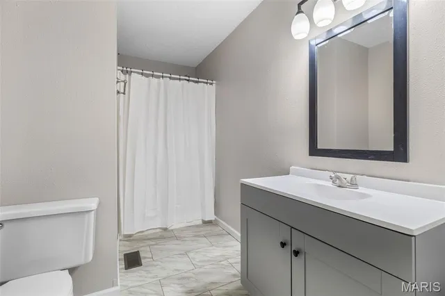 $285,000 | 1568 Rue Riviera, Bonne Terre, MO 63628