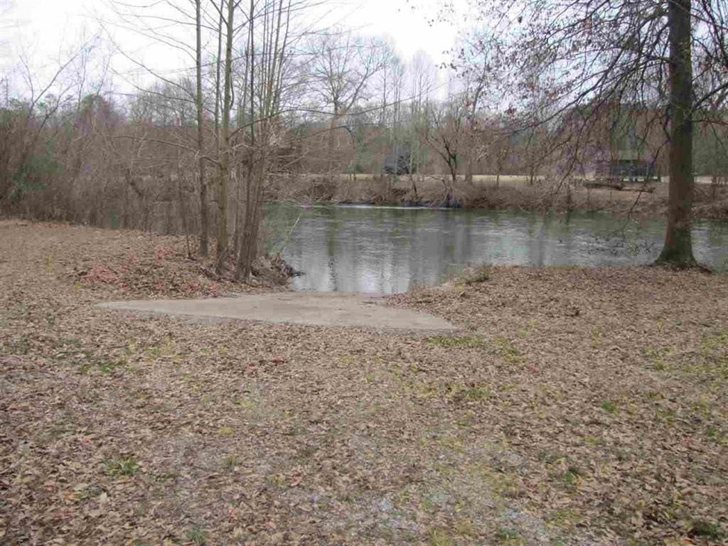 155 Rivers Edge Lane, Unit 45 Benton, TN 37307 - Photo 8 of 11 Ramp 1