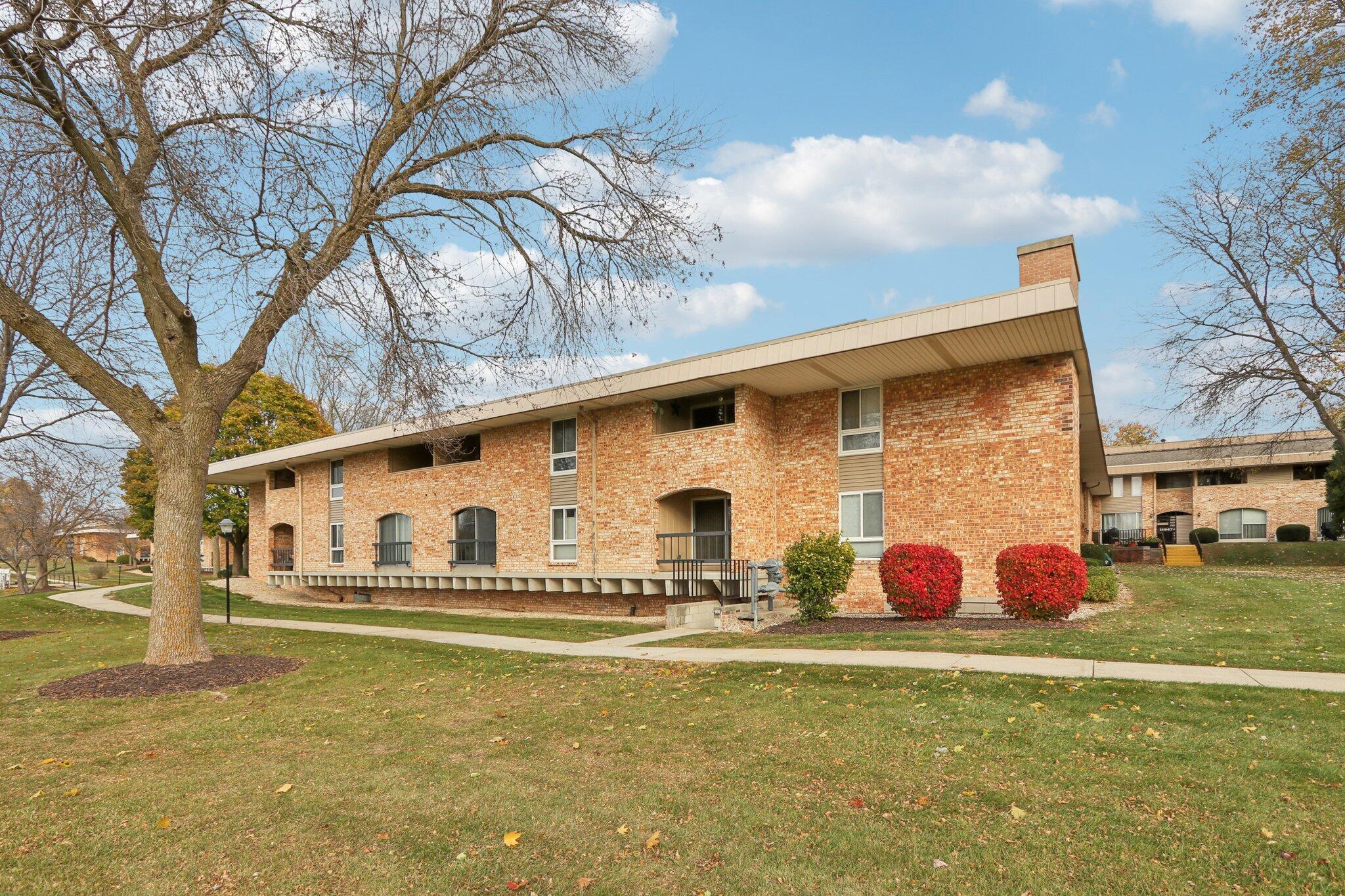 11937 West Appleton Avenue, Unit 20 Milwaukee, WI 53224 - Photo 29 of 38 37-web-or-mls-W Appleton Ave 20-S1111-03