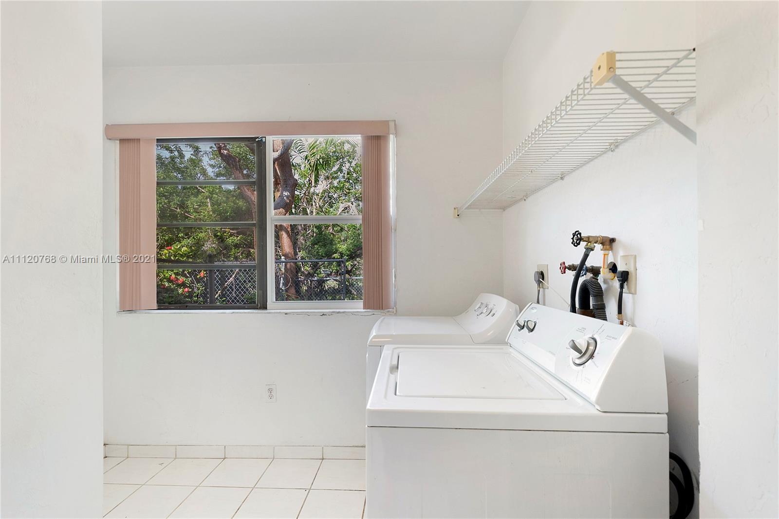 2901 North Bay Road Miami Beach, FL 33140 - Photo 17 of 17