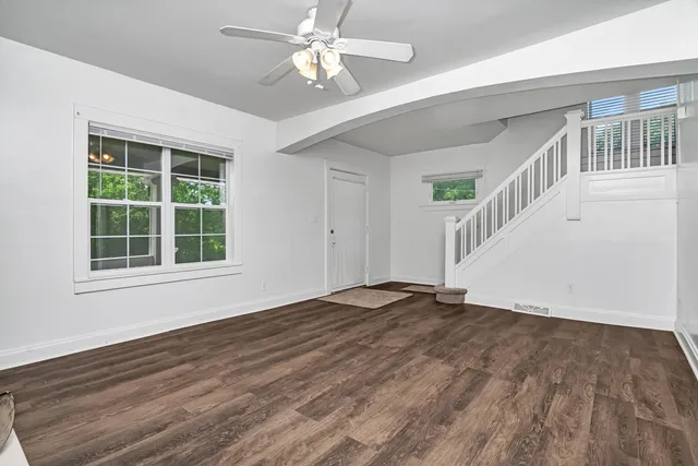 $279,990 | 1057 West Park Front Street, Joliet, IL 60436