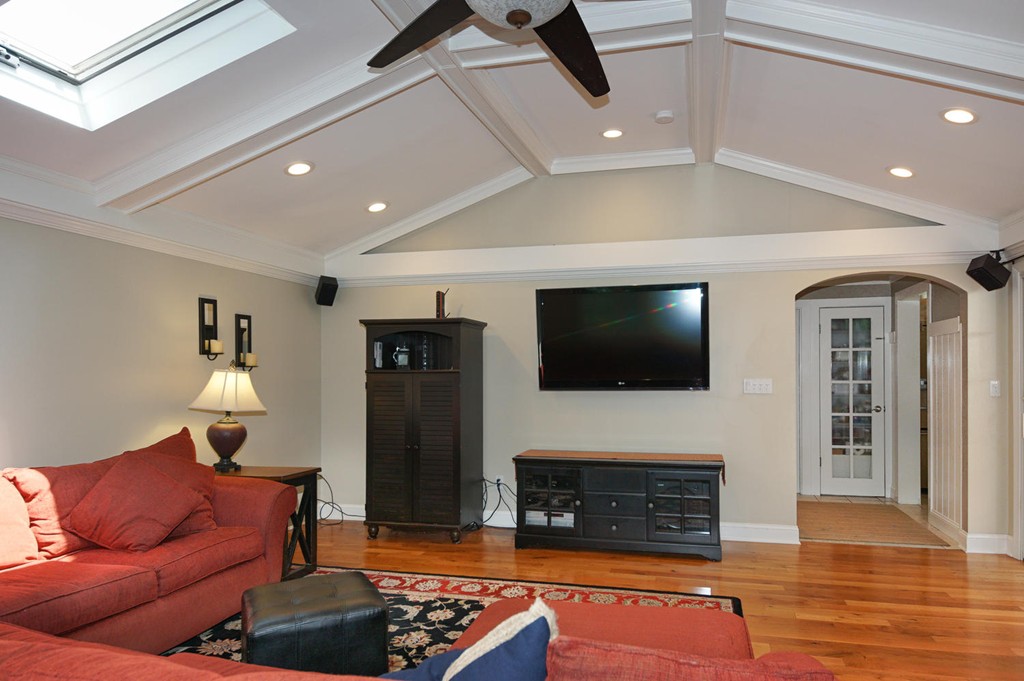14 Raleigh Road Framingham, MA 01701 - Photo 8 of 30