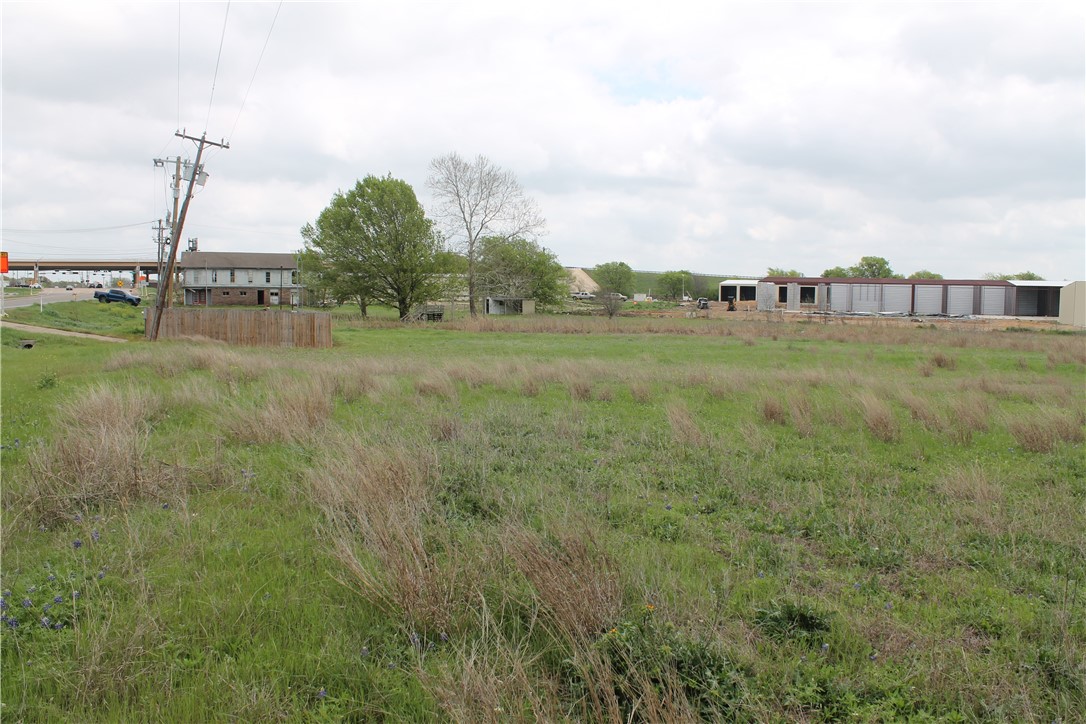 1725 Spring Valley Road Hewitt, TX 76643 - Photo 7 of 9