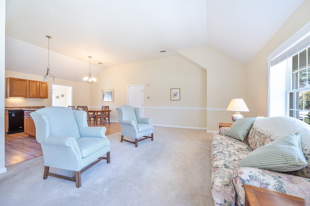35 Brewster Road, Unit 35 Stoughton, MA 02072 - Photo 8 of 20 Gallery Image 8