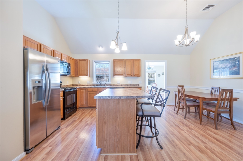 35 Brewster Road, Unit 35 Stoughton, MA 02072 - Photo 10 of 20 Gallery Image 10