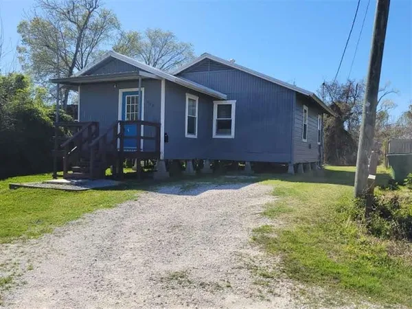 $95,000 | 605 Riverside Drive, Westlake, LA 70669