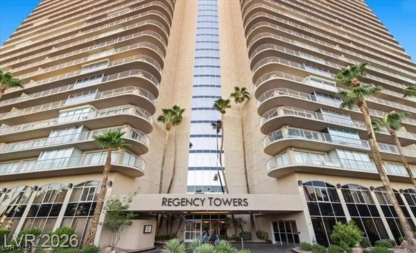 $2,800 | 3111 Bel Air Drive, Unit 21B, Las Vegas, NV 89109