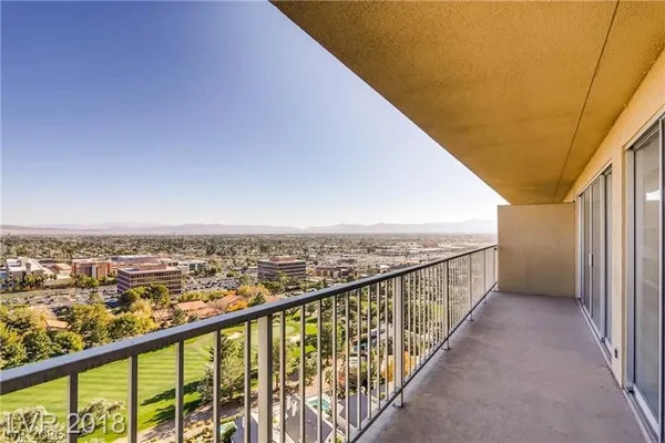 $2,800 | 3111 Bel Air Drive, Unit 21B, Las Vegas, NV 89109