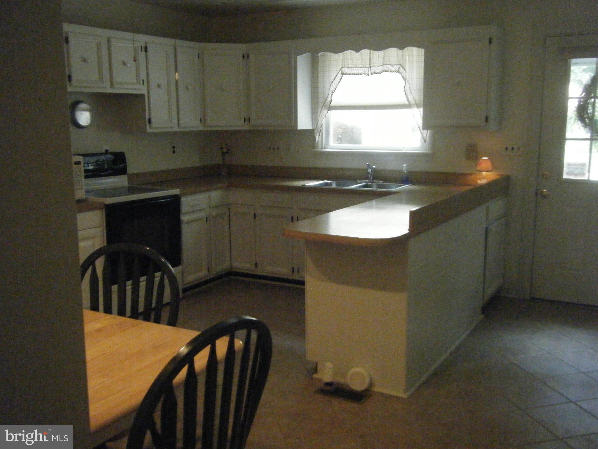 2245 Dr Stitely Road New Windsor, MD 21776 - Photo 10 of 19 Kitchen