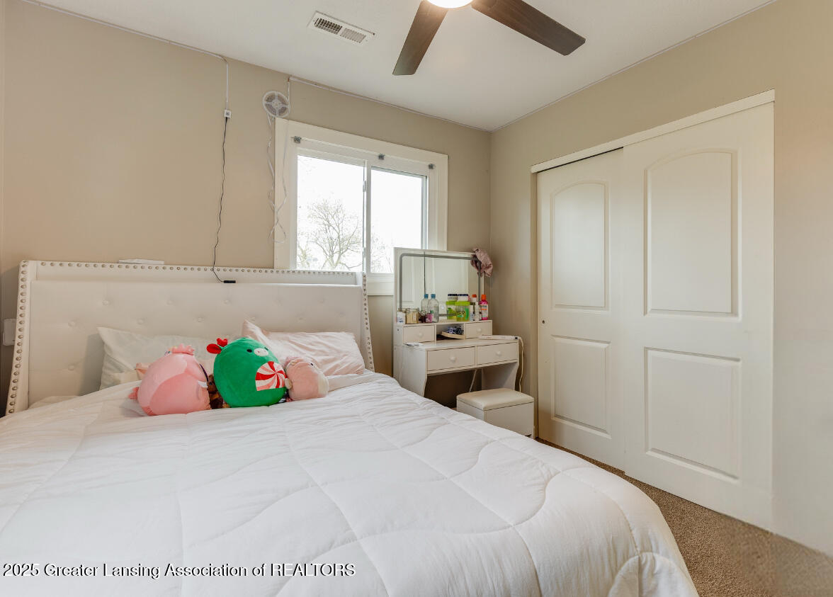 15412 Airport Road Lansing, MI 48906 - Photo 15 of 27 15