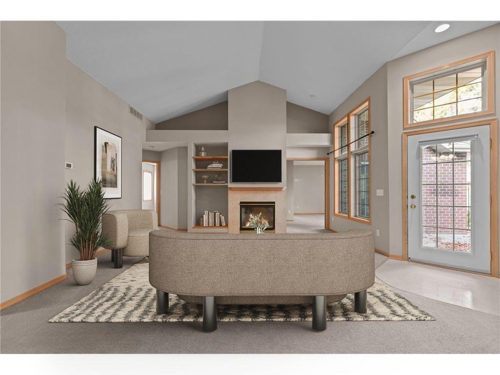 1603 Hunter Hill Road Hudson, WI 54016 - Photo 3 of 30