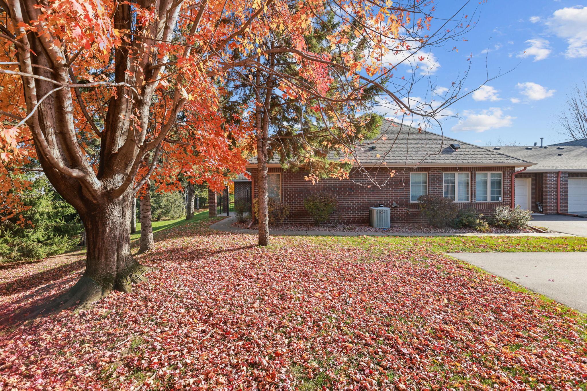 1603 Hunter Hill Road Hudson, WI 54016 - Photo 6 of 30