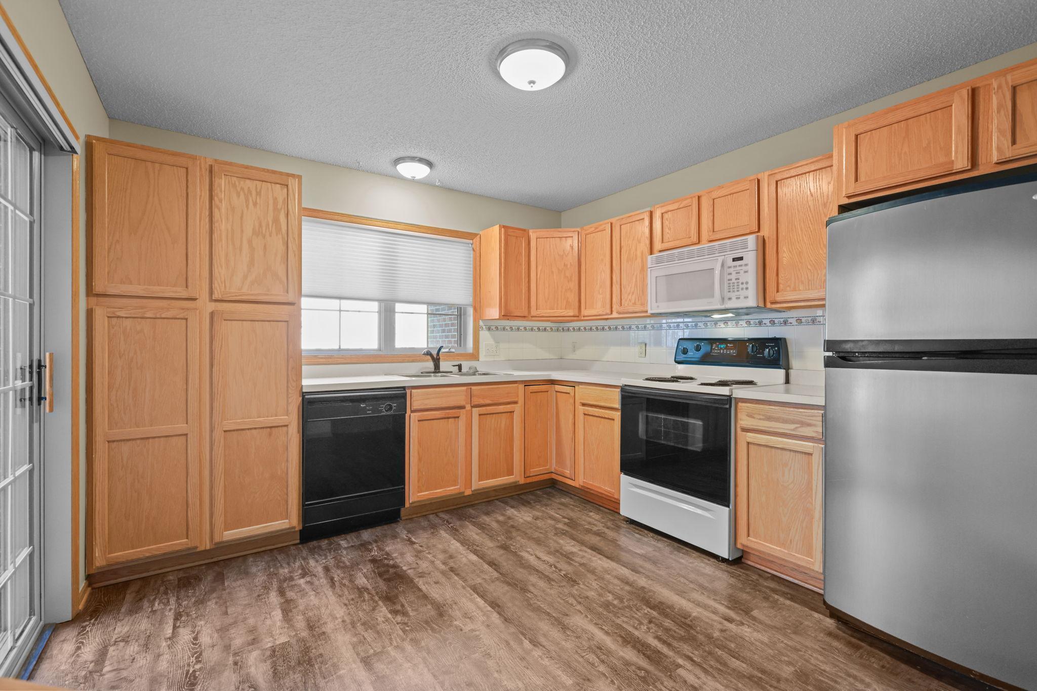 1603 Hunter Hill Road Hudson, WI 54016 - Photo 10 of 30