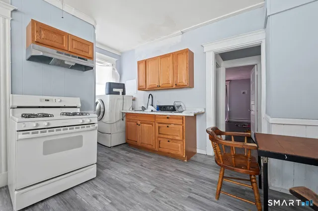 $494,900 | 36 Brewster Street, Waterbury, CT 06704