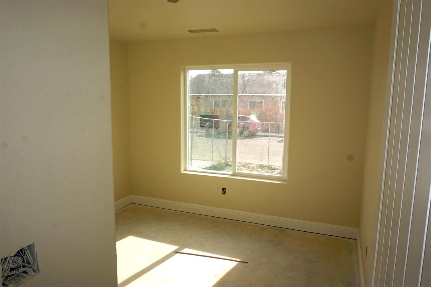 1023 Riverside Drive Madera, CA 93638 - Photo 8 of 11 Gallery Image 8