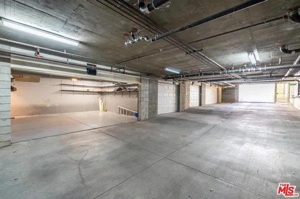 $1,975,000 | 2004 Idaho Avenue, Santa Monica, CA 90403