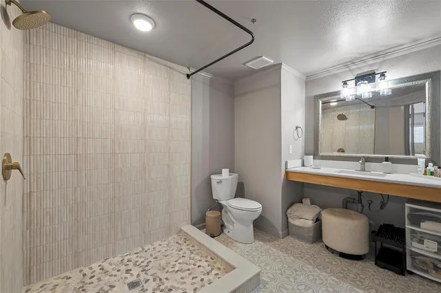 $189,000 | 210 West 9th Street, McGregor, TX 76657