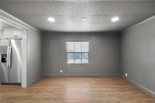 $189,000 | 210 West 9th Street, McGregor, TX 76657