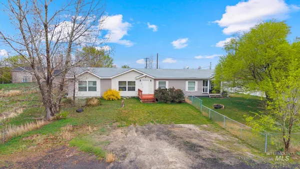 $450,000 | 508 Silver Beach Drive, Jerome, ID 83338