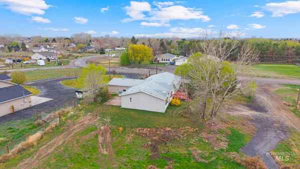 $450,000 | 508 Silver Beach Drive, Jerome, ID 83338