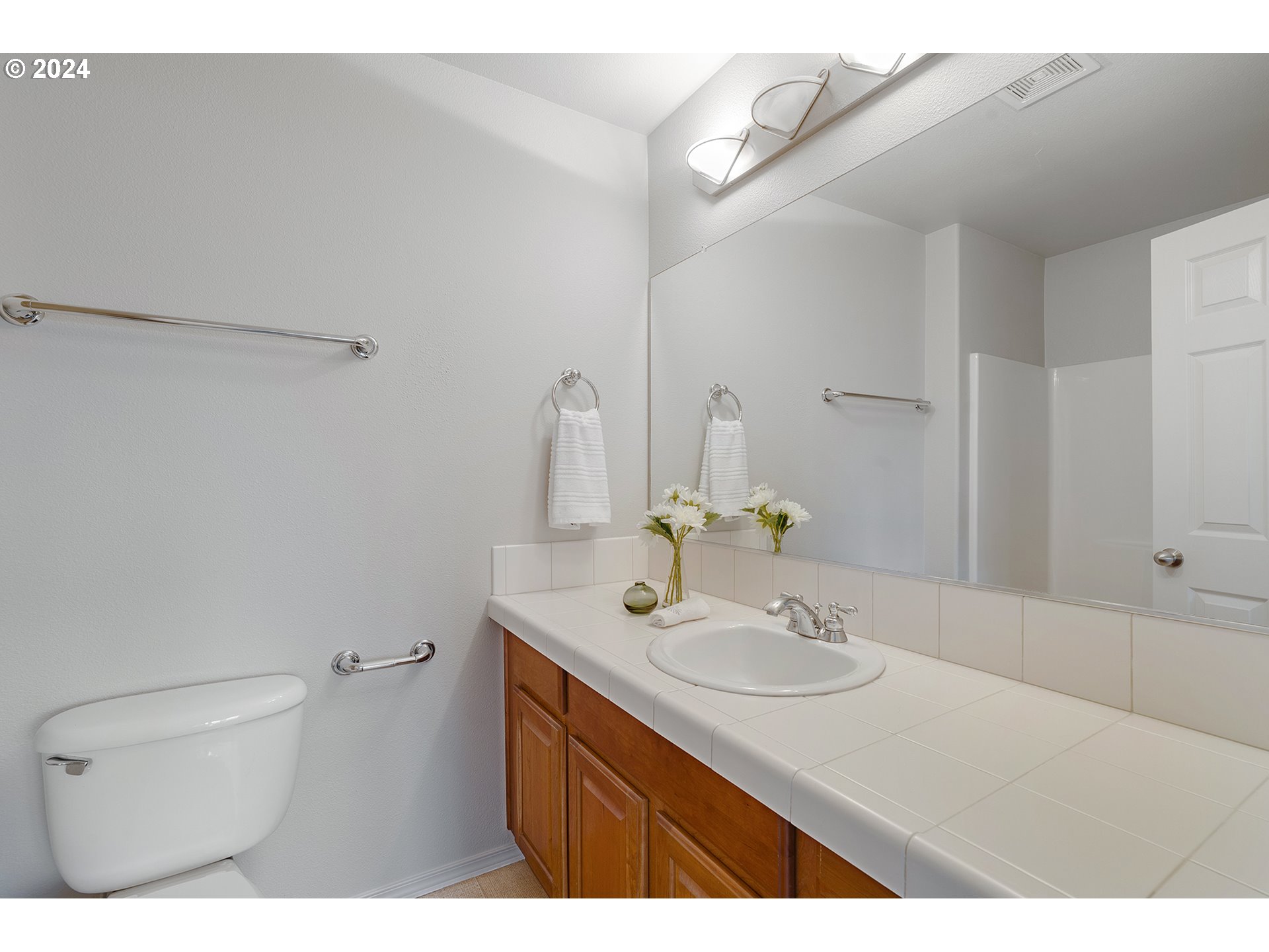 4835 Southeast Davis Road Hillsboro, OR 97123 - Photo 23 of 32 Gallery Image 23